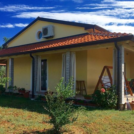 Holiday House Emc 乌马格 外观 照片