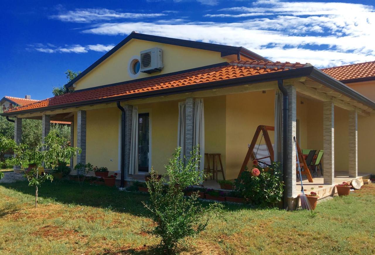 Holiday House Emc 乌马格 外观 照片